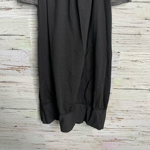 Lululemon gray black no limit tank top size 8 - Picture 2 of 9